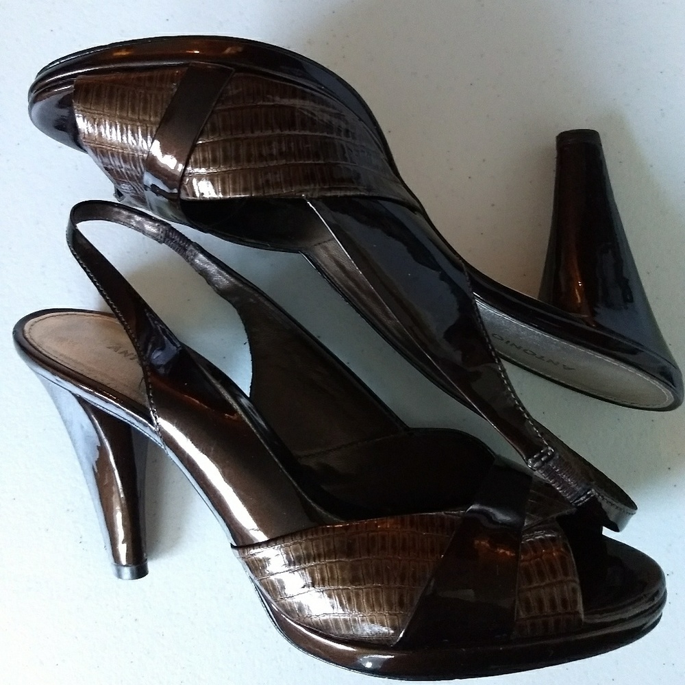 Antonio Melani peep toe heels with strap sz8.5md